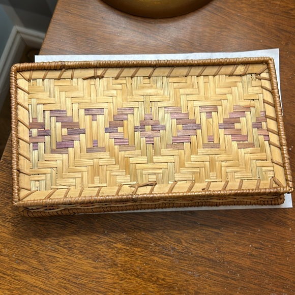 Basket - Picture 4 of 10